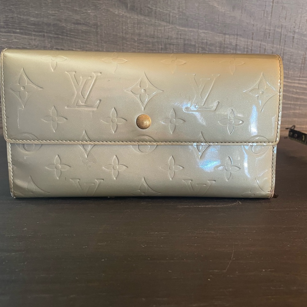 Louis Vuitton Cream Monogram Wallet